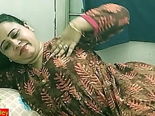 Desi lickerish aunty having sex more guests !!! Indian utter super-fucking-hot sex